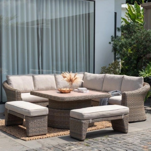 Corner Garden Furniture