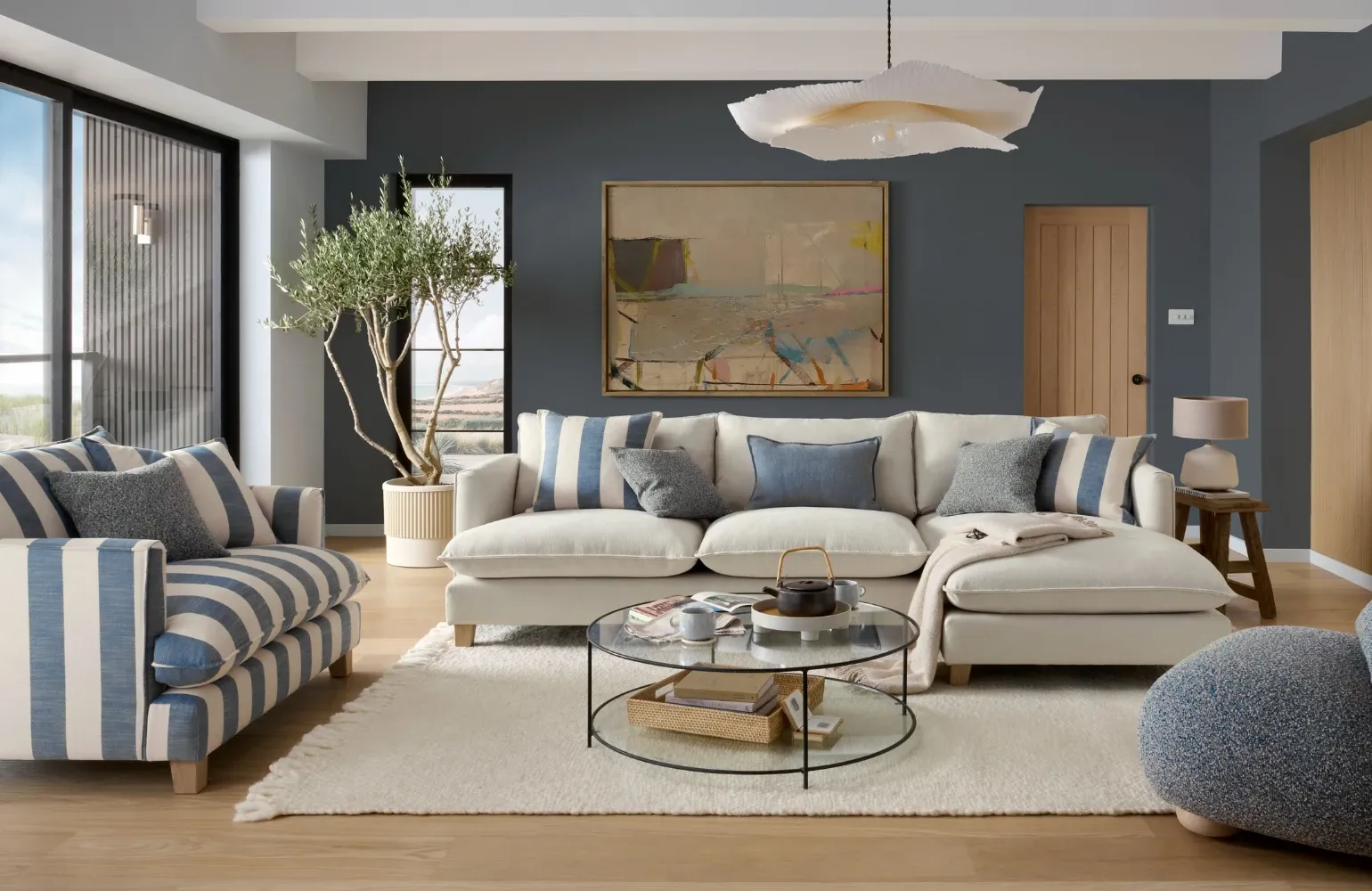 When your sofa is at the centre of everyday life, comfort is key.

The Howth collection is designed with relaxed family living in mind, combining generous seating with deep cushions and a cosy, inviting feel.

It is the kind of sofa made for slow mornings, chilled movie nights and gathering together at the end of the day.

Why families love Howth:

Spacious seating

Deep, comfortable cushions

Relaxed modern design

Perfect for everyday living

Styling tip:

Add textured&nbsp;cushions&nbsp;and a soft&nbsp;throw&nbsp;to create an even warmer, more lived-in look.
