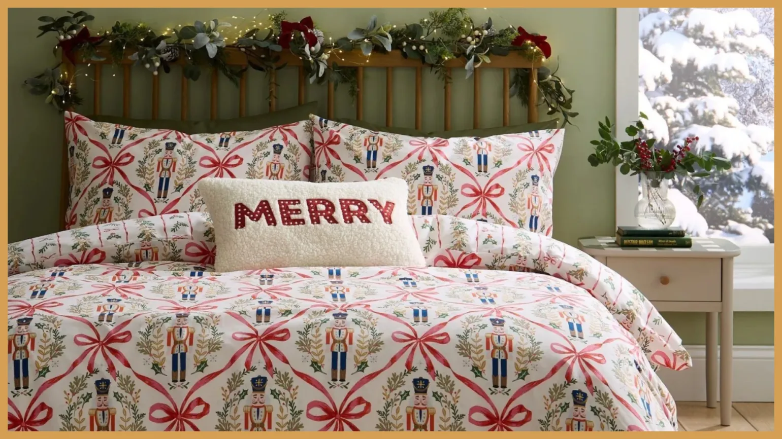 Make your home feel extra special this Christmas. Explore festive bedding, beautiful table linen, cookshop essentials, serveware, home fragrance and more!