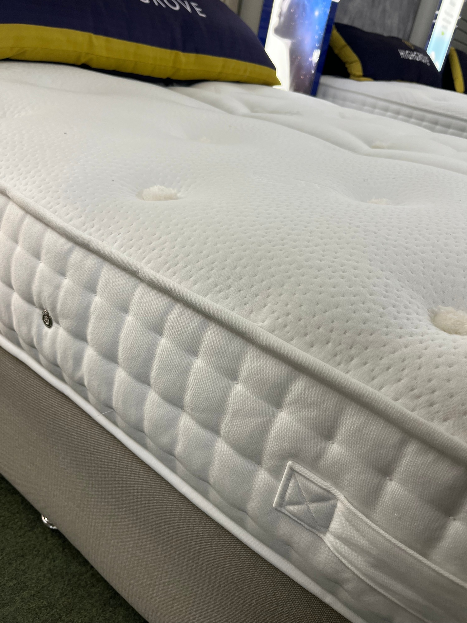 Highgrove Wilton Pocket Sprung Mattress & Adjustable Bed | Downtown