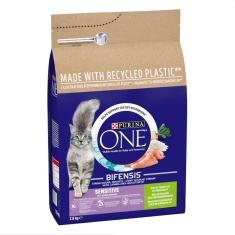 Purina One Sensitive Dry Cat Food with Turkey & Rice - 2.8kg