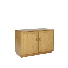 Ercol Windsor 2 Door Cabinet