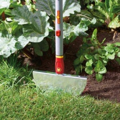 Wolf Garten 22.5cm Lawn Edge Iron