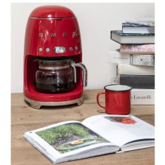 Smeg DCF02RDUK Drip Filter Coffee Machine - Red