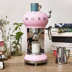 Smeg ECF01PKUK Espresso Coffee Machine - Pink