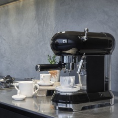 Smeg ECF01BLUK Espresso Coffee Machine - Black