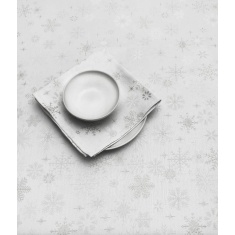 Peggy Wilkins Snow Crystal 67 x 100 Christmas Tablecloth - White