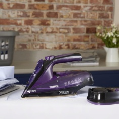 Tower T22008 2400W Cord-Cordless Steam Iron