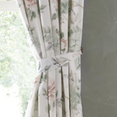 Appletree Campion Curtains 66x72 - Green/Coral