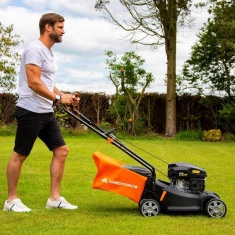 Yard Force GMB40 40cm Petrol Push Rotary Lawnmower 125cc Briggs & Stratton Engine