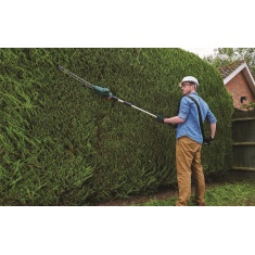 Bosch Universal HedgePole (1x 2.5Ah) Telescopic Hedge Trimmer