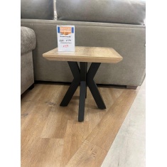 Phoenix End Table - Oak