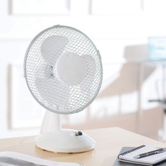 Daewoo COL1062GE 9-inch Desk Fan