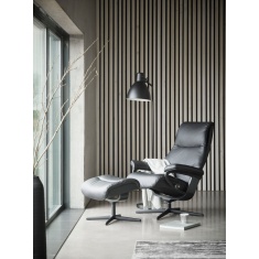 Stressless View Chair With Cross Base Stressless View Chair With Cross Base