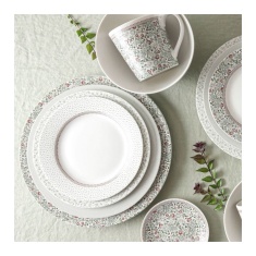 Laura Ashley Wild Clematis Set of 4 Side Plates