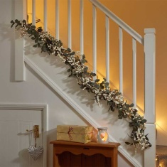 Smart Garden WinterBerry Garland - 180cm Smart Garden WinterBerry Garland - 180cm