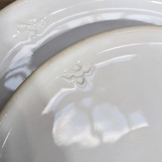 Bee Sideplates Set of 4 - White