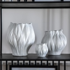 Flora Small Vase - White