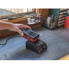 Olympia OLPX20SFV Fast Charger