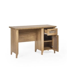 Julian Bowen Sydney Desk