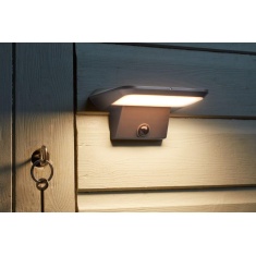 Smart Garden Pir Sentry Light 800L Smart Garden Pir Sentry Light 800L