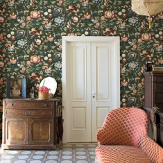 Holden Decor Curios Creatures Wallpaper - Green