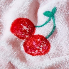 Catherine Lansfield Disco Cherries Fleece Throw 200x240cm - Pink