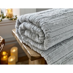 Deyongs Chatsworth Faux Fur Throw 130x170cm - Grey
