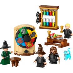 LEGO Harry Potter 76460 Hogwarts Castle: Sorting Hat Ceremony LEGO Harry Potter 76460 Hogwarts Castle: Sorting Hat Ceremony