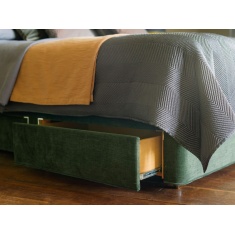 Hypnos Clevedon Deluxe Mattress & Divan Set