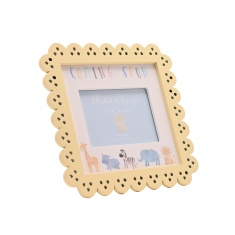 Petit Cheri Scallop Frame 4 X 3 - Coming Soon