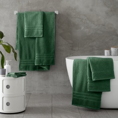 Catherine Lansfield Zero Twist Towels - Dark Green