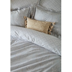 Historic Royal Palaces Tijou Duvet Set - Porcelain Blue