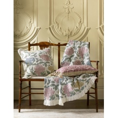Historic Royal Palaces Albert Jacquard Throw 120x165cm