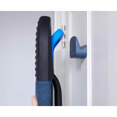 Joseph Joseph Glide Plus Ironing Board - Black/Blue Joseph Joseph Glide Plus Ironing Board - Black/Blue