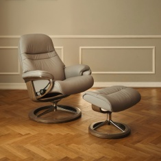 Stressless Sunrise (M) Chair & Stool Set in Paloma Mushroom Leather with Smoked Oak Signature Base