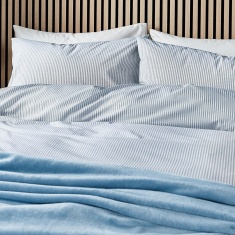 Helena Springfield Calico & Chalk Twill Stripe Duvet Set - Blue Helena Springfield Calico & Chalk Twill Stripe Duvet Set - Blue