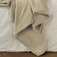 Helena Springfield Calico & Chalk Snug Fleece Throw 140x180cm - Linen Helena Springfield Calico & Chalk Snug Fleece Throw 140x180cm - Linen
