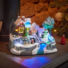 Three Kings Santa's Village Snow Scene