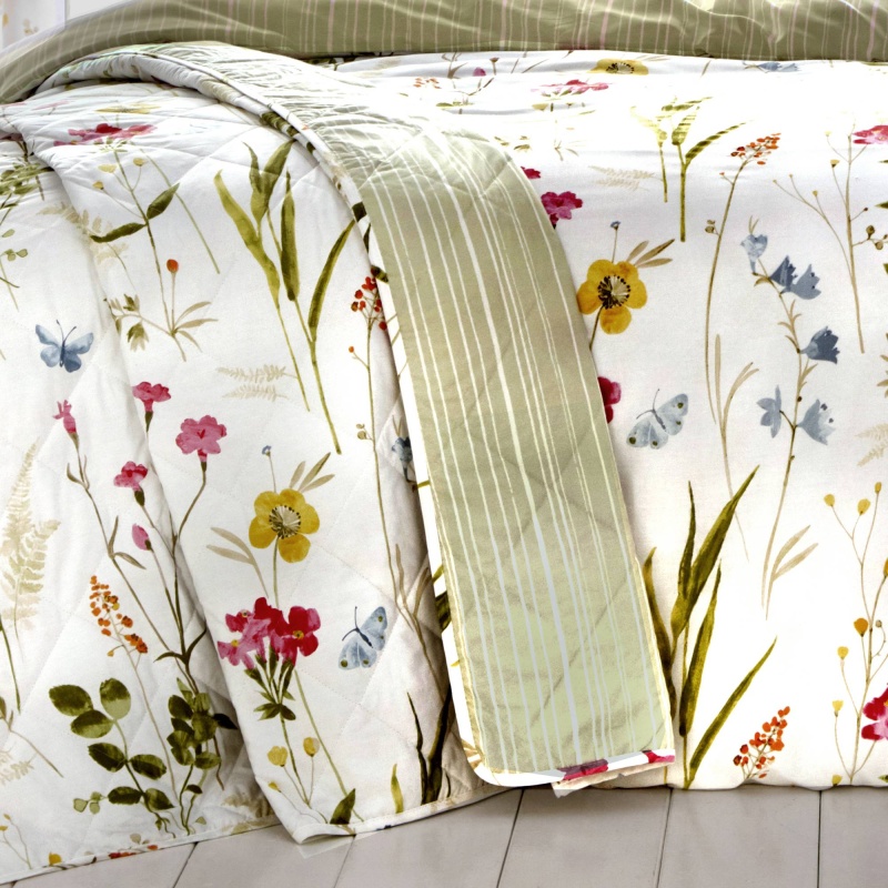 Dreams & Drapes Spring Glade Bedspread