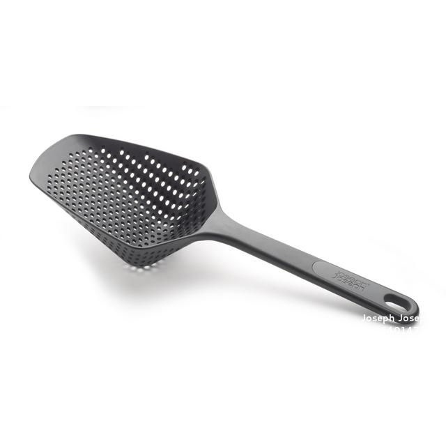 Joseph Joseph Black Scoop Colander Plus Large