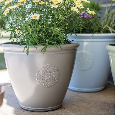 Kelkay Eden Emblem Grey Planter