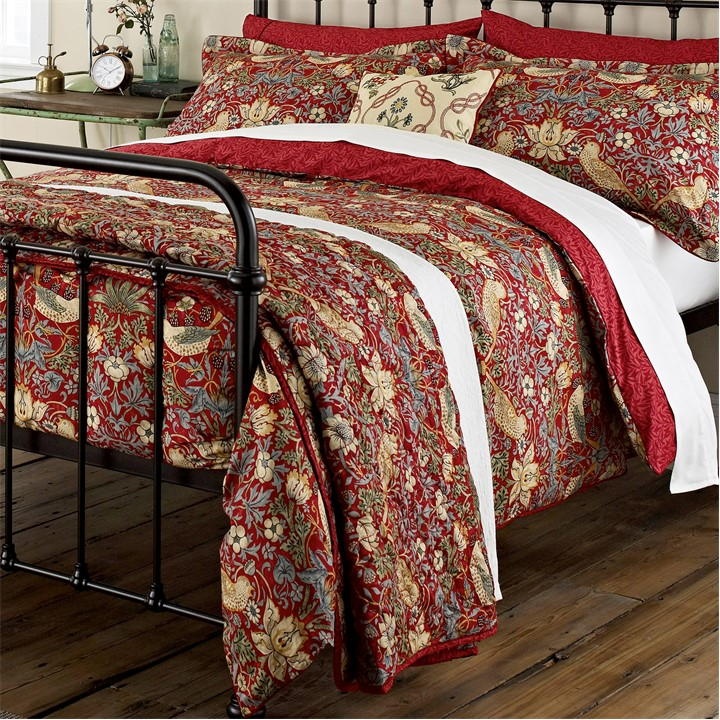 Morris And Co Strawberry Thief Quilted Throw - Crimson - Quilted Throw