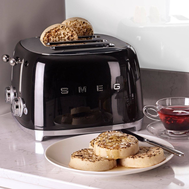 Smeg TSF03BLUK Slice Toaster Black Downtown