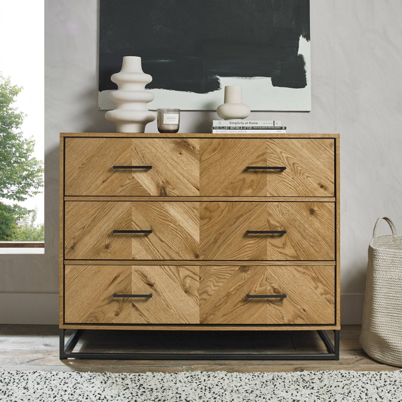 Bentley Designs Vaughan Chevron Oak 3 Drawer Chest
