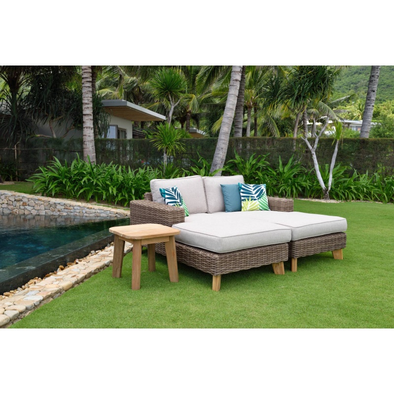 Bahamas Daybed And Side Table Set