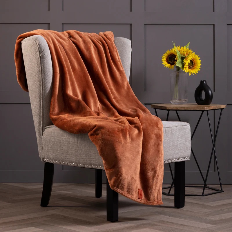 Heat Holders Heat Holder Fleece Blanket/Throw - Copper