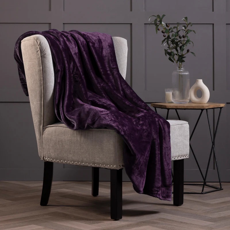Heat Holders Heat Holder Fleece Blanket/Throw - Mulled Wine