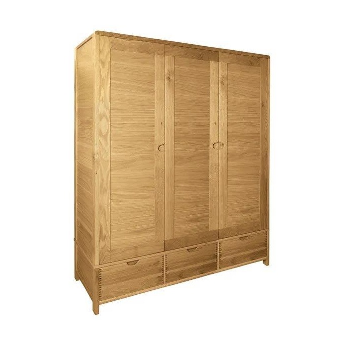 Ercol Bosco 3 Door Wardrobe