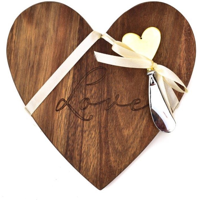 Amore Heart Shaped Wooden Cheeseboard & Knife Love